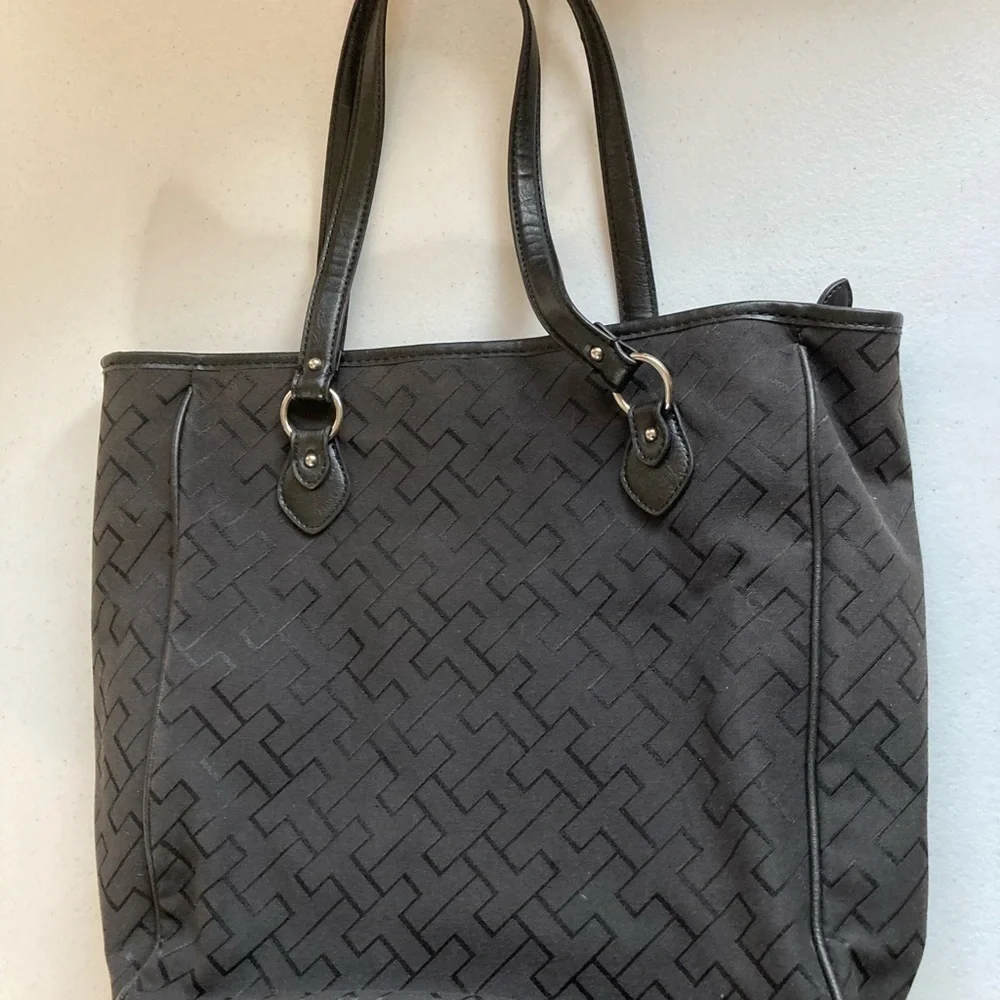Tommy Hilfiger Shoulder Bag